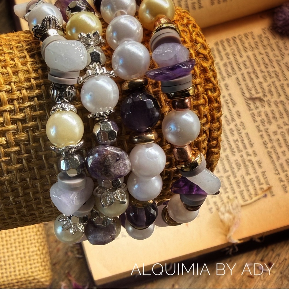 Amethyst Pearl Bracelet • Elegant silver Accent • 8mm Beads - Picture 3 of 6